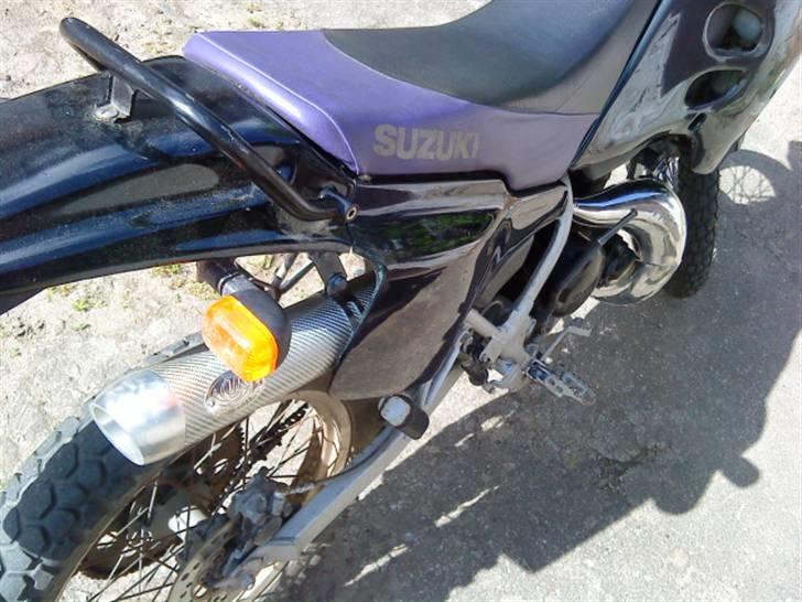 Suzuki RMX- SOLGT billede 3