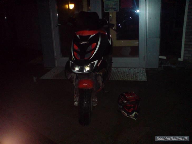 Aprilia sr 50 diteck lc SOLGT billede 3