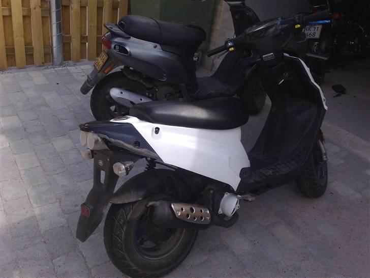 PGO hot 50 billede 3