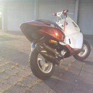 Aprilia sonic LC