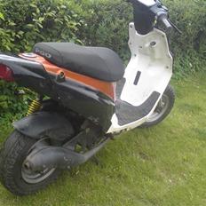 PGO hot 50 solgt til michael