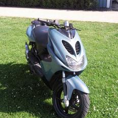 Yamaha aerox solgt i dele