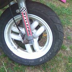 Yamaha jogBYTTET TIL 2 PUCH+MERE