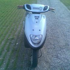 Yamaha jog space (solgt)