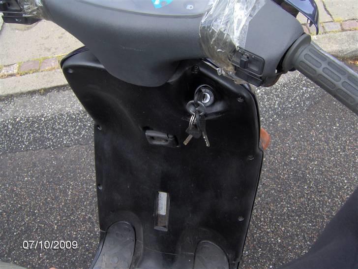 Aprilia RALLY TILSALG *byttet* - selv malet dem :D meget beskidte og meget pænere irl. billede 3