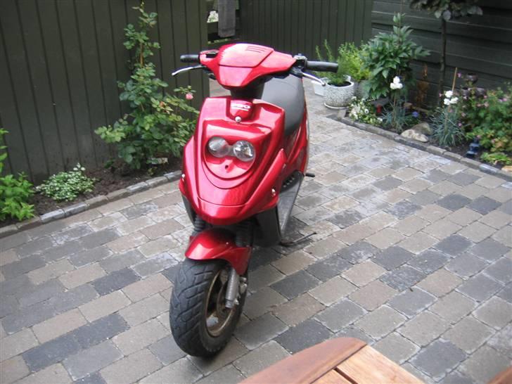 PGO Hot 50 // SOLGT // billede 1