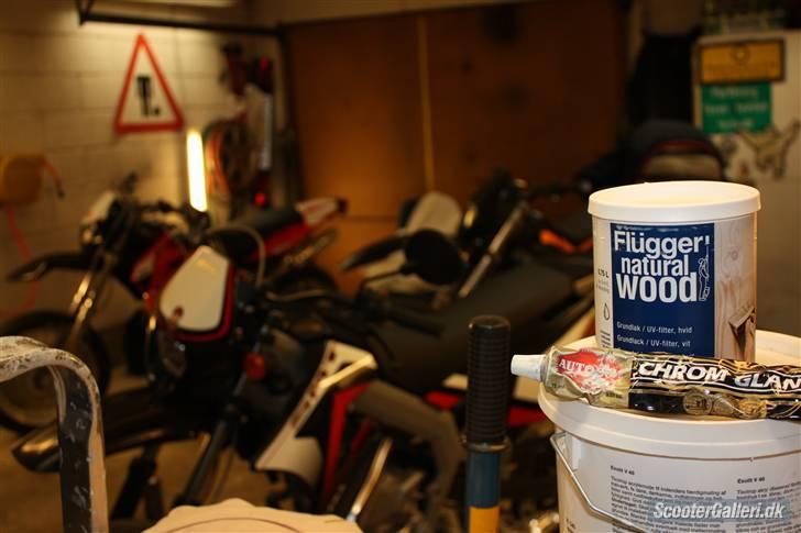 Gilera SMT (Solgt) - Fra vores knallert-weekend hos mig ;) Kunne næsten ligne en reklame for Autosol !  billede 8