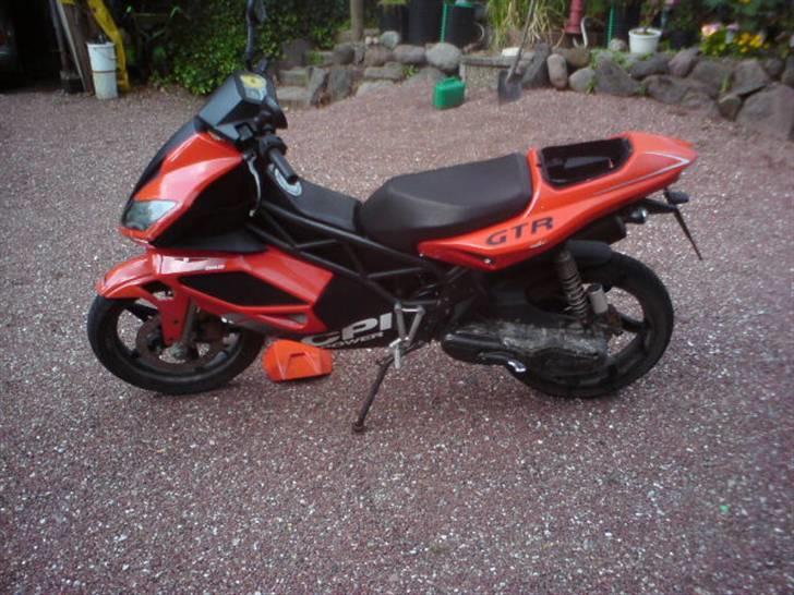 CPI gtr STJÅLEN billede 1