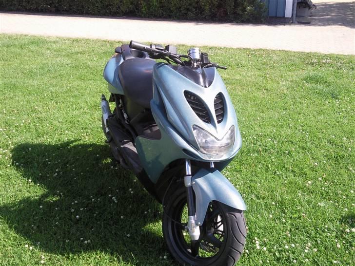 Yamaha aerox solgt i dele billede 2