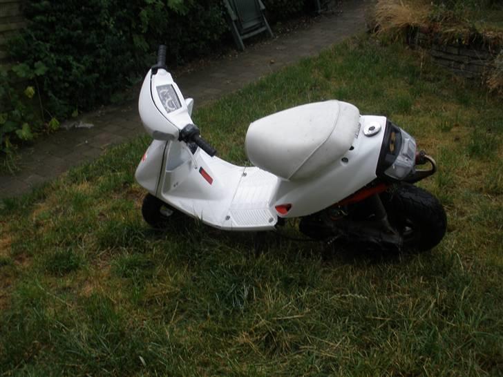 Yamaha Jog Fs (Solgt) billede 3