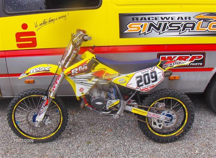 Suzuki RM 85 k9 (SOLGT) billede 1