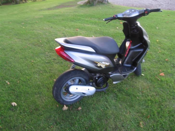 Yamaha jog r solgt billede 8