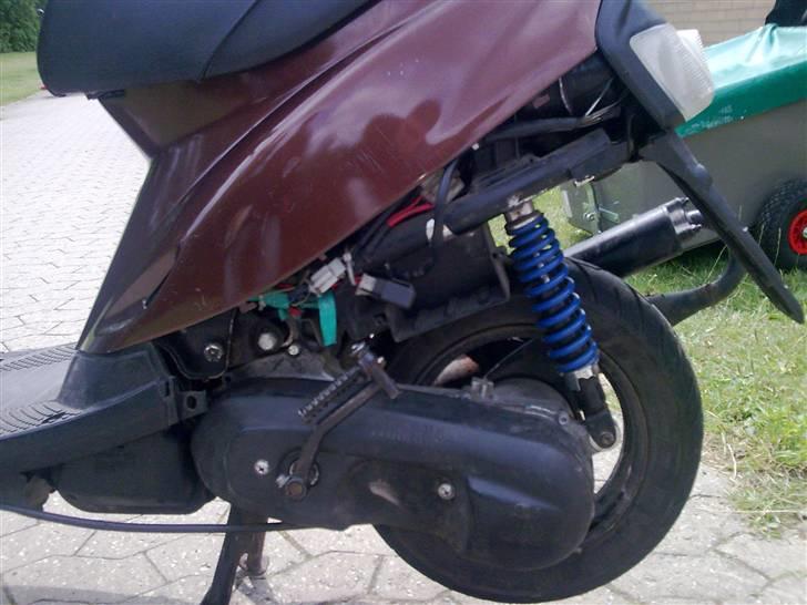 Yamaha jog bwoni billede 5