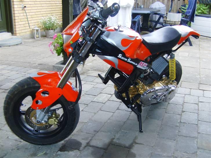 Suzuki Street Magic (custom) billede 2