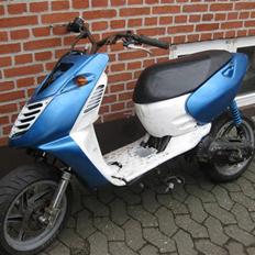 Aprilia sonic/sr50
