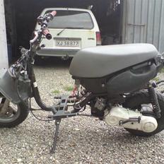 Aprilia Sonic Evo ac solgt