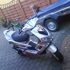 Peugeot Speed Fight 2 Lc 