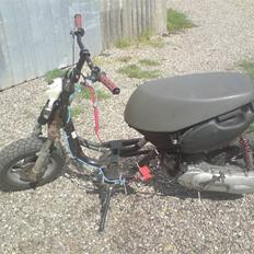 Aprilia Sonic S6 LC solgt