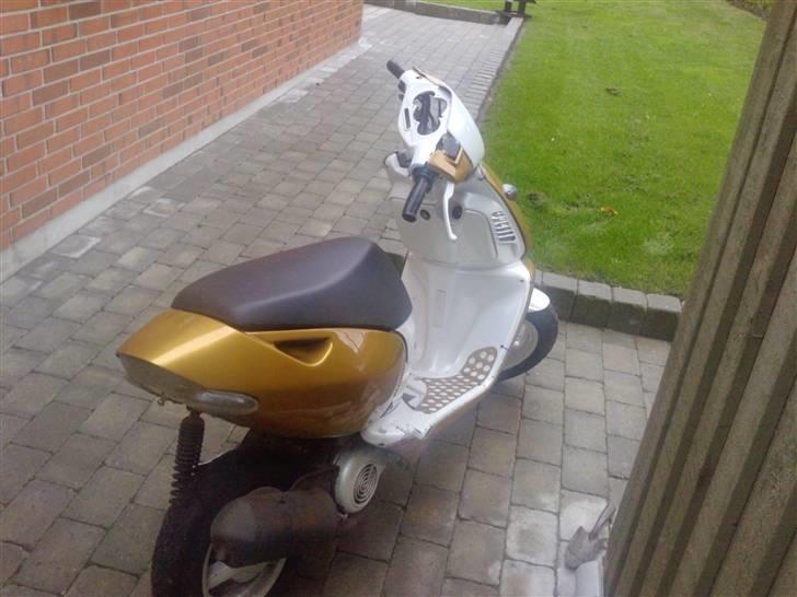 Aprilia Sonic solgt billede 5