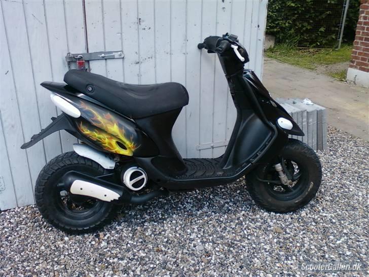 Gilera stalker byttet til storm - fra siden da jeg fik den  billede 4