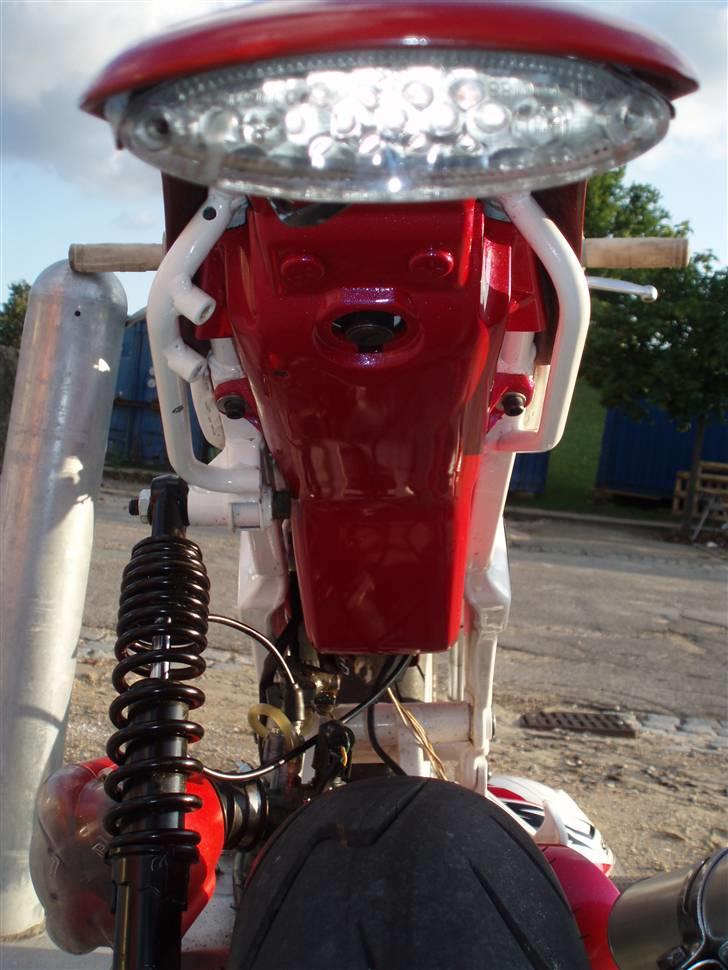 Suzuki Street Magic Solgt billede 16