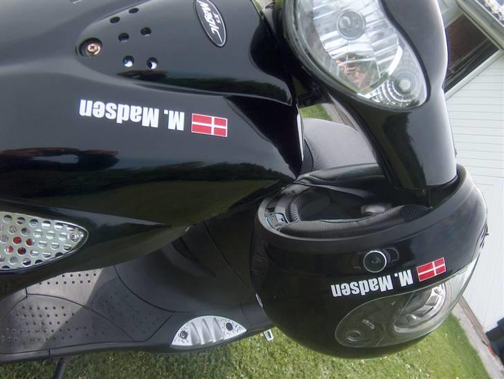 PGO Black Magic (DØD) - Scooteren billede 8