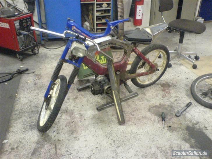 Tomos Quadro SOLGT - http://www.scootergalleri.dk/html/gal_visbil.asp?ID=238319&ipc=727302&xl=true billede 1