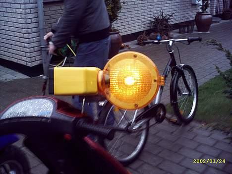 Piaggio zip BYTTET TIL MAXI - mit "nye" sidespej.....l køre ikk med det... ;) billede 4