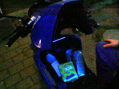 Gilera DNA - Så fik jeg Sku´ Neon i Hjælrummet.. billede 16