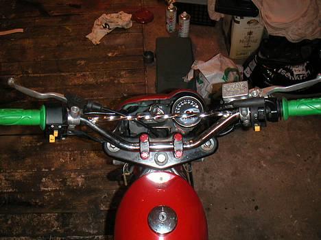 Suzuki Street magic*Solgt :(* - Hmm kedede mig natten til tirsdag d. 2/8 - 05 :D NICE, ROLIG håndtag er det næste, kommer hjem på onsdag d. 3/8 billede 5