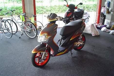 Yamaha Jog R (solgt) - Med EVO motor. billede 11