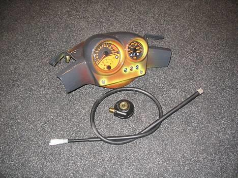 Yamaha Jog R (solgt) - Speedometer og speedometerskjold er til salg for 1200 kr. billede 20