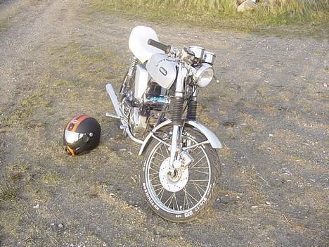 Yamaha 4-gear Drejeventils.   - Bremseren er oxo blevet forchromet. billede 2