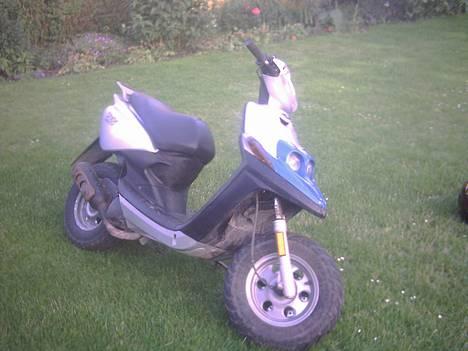 Yamaha Bws ng--Solgt:'-( - synes selv den er blevet kønnere..hehe billede 13