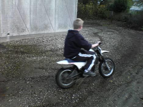 Yamaha yz 80  LC - en lille feeed maskine jeg har haft    solgt billede 6