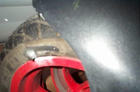 Gilera Runner 50sp (totalskadet) - Fordækket blev flænset op, og skramme på fælgen billede 14