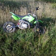 MiniBike 124cc dirtbike BYTTET!