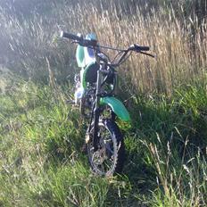 MiniBike 124cc dirtbike BYTTET!