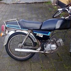 Suzuki samurai dm 50 solgt