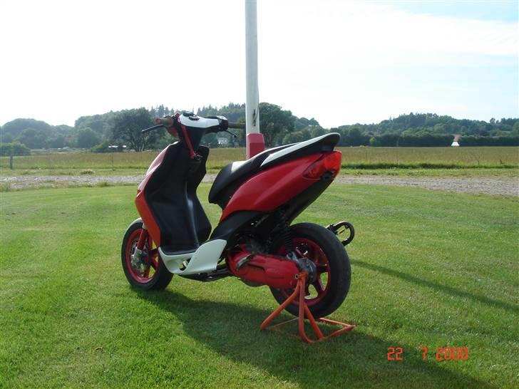 Yamaha Jog RR billede 3