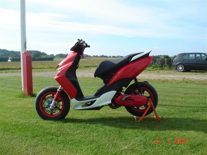 Yamaha Jog RR billede 6