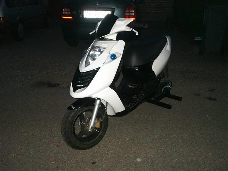 Aprilia Sonic GP - SOLGT !!! billede 1