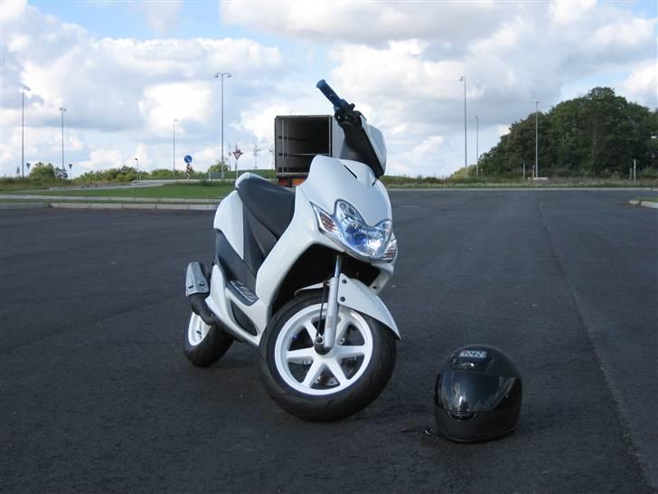 Yamaha Jog R ~ Solgt ~ billede 4