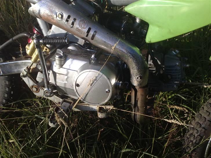 MiniBike 124cc dirtbike BYTTET! billede 8