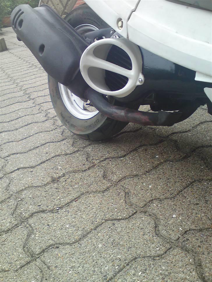 Yamaha JOG AS. SOLG OG SAVNET! billede 10