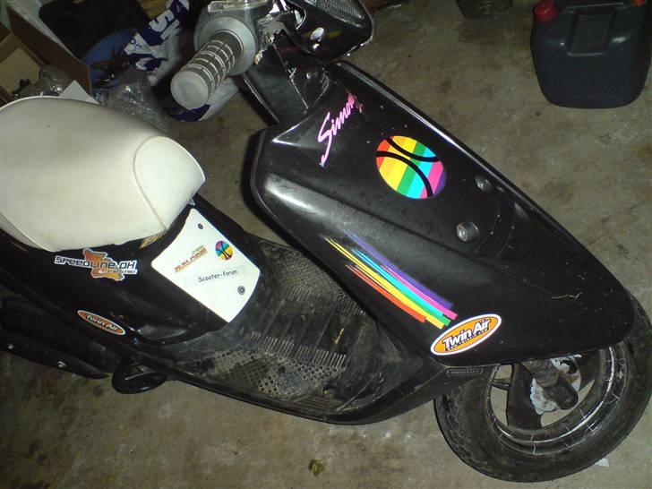 Yamaha Jog AS! - SOLGT - 5000kr! - Så blev joggen standard, mangler bare at skifte variator og filter, så er den helt std. billede 17