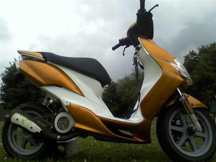 Yamaha Jog R "GULD-FUGLEN" R.I.P billede 9