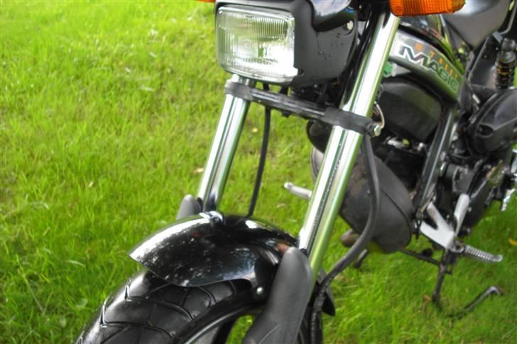 Suzuki Street Magic byttet billede 10