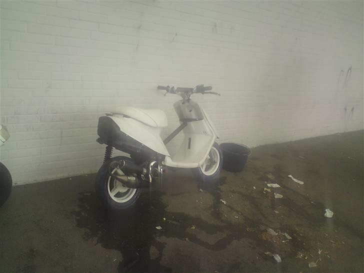 Yamaha Jog SNEHVIDe ( VÆK ) billede 2