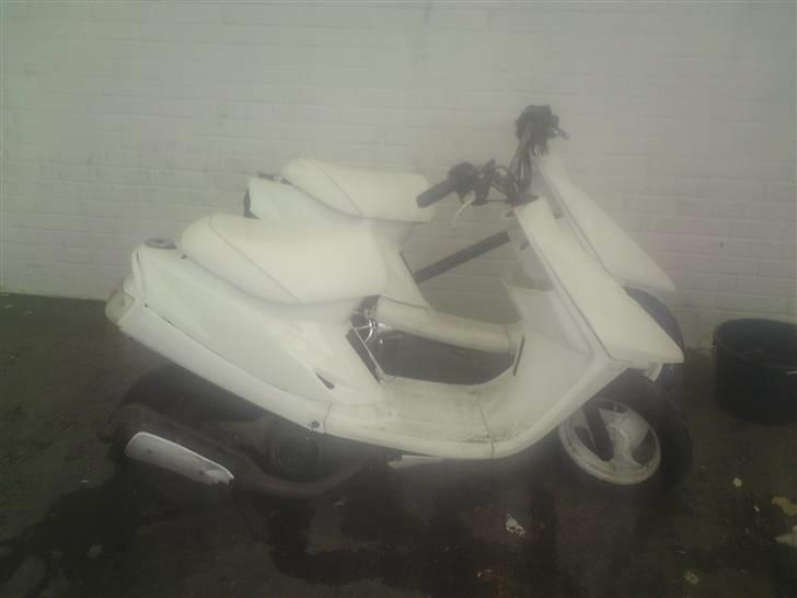 Yamaha Jog SNEHVIDe ( VÆK ) billede 9